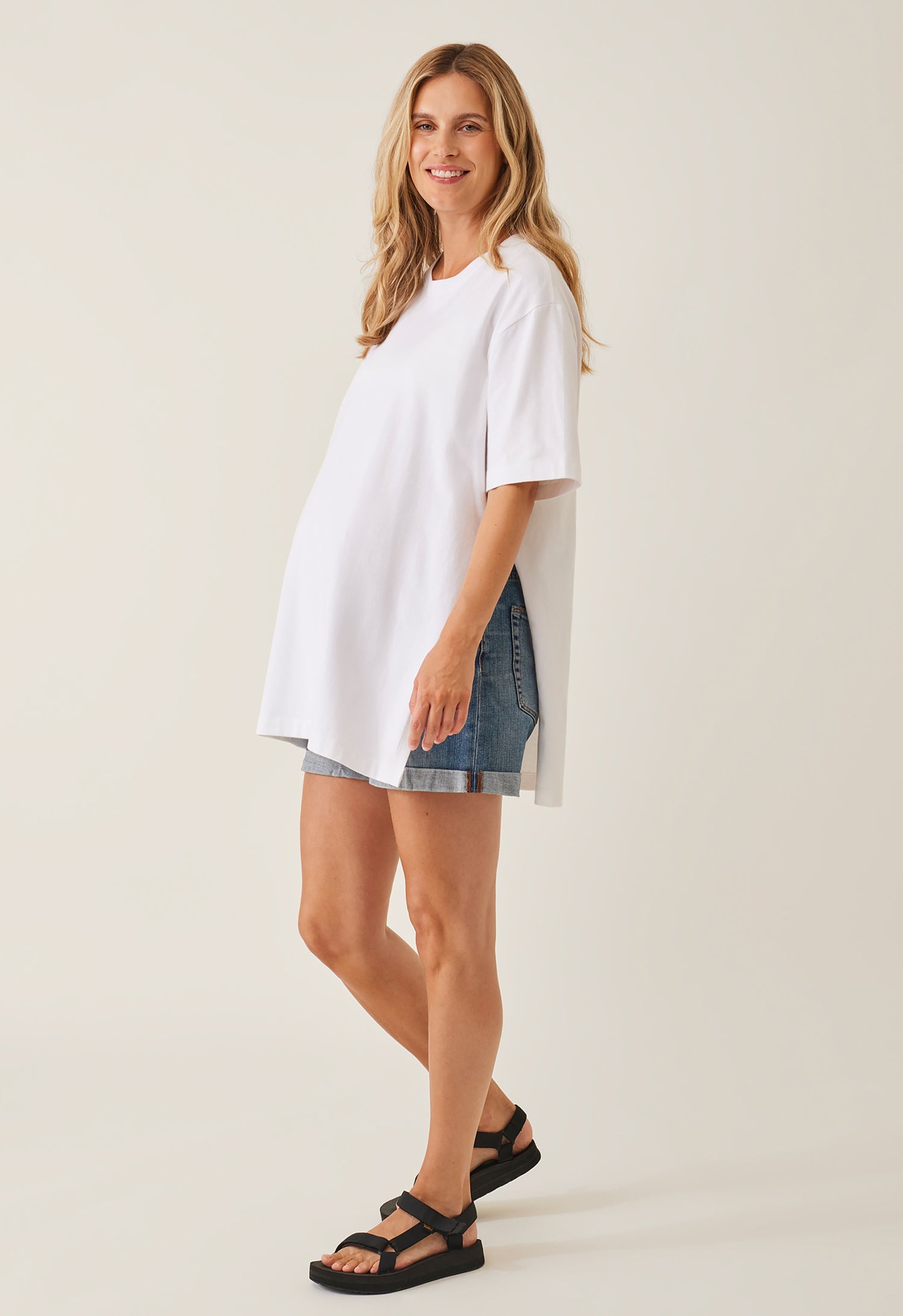 T-shirt de grossesse oversize avec fente - blanc